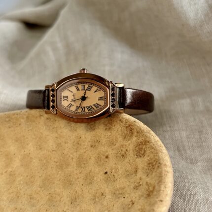 1pc, Vintage Quartz Watch